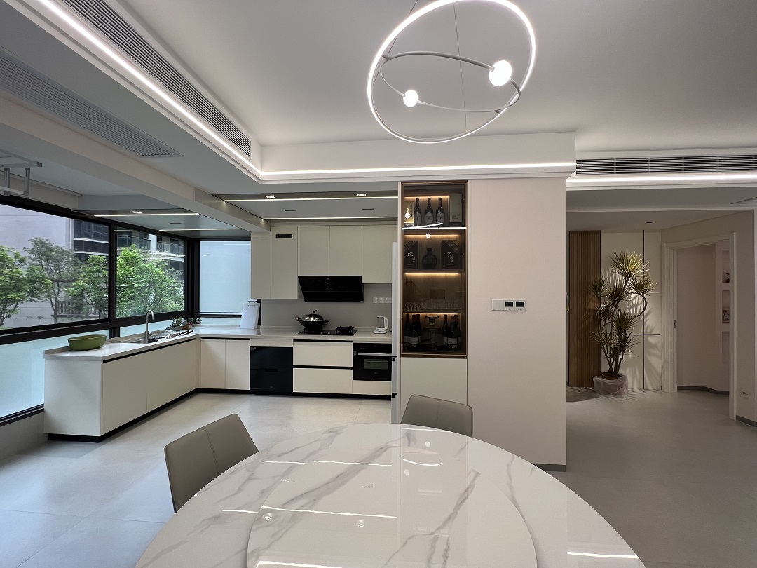 南寧二手房全拆裝修有哪些要注意？現(xiàn)代簡(jiǎn)約-餐廚
