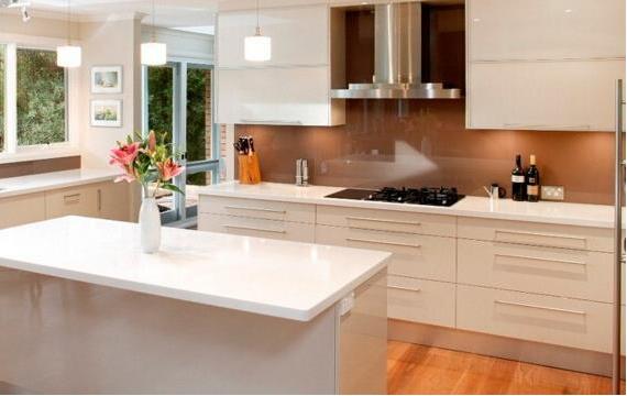 廚房里櫥柜怎么清潔和保養(yǎng)？