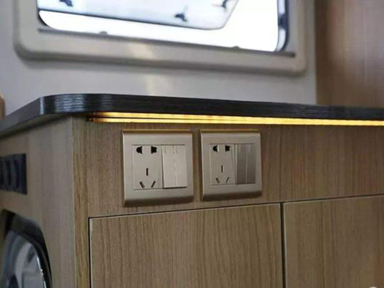 裝修一定要在這八處裝插座，不然三年后必后悔！